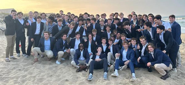 Image of Sigma Nu brothers gathered at the Outer Banks 